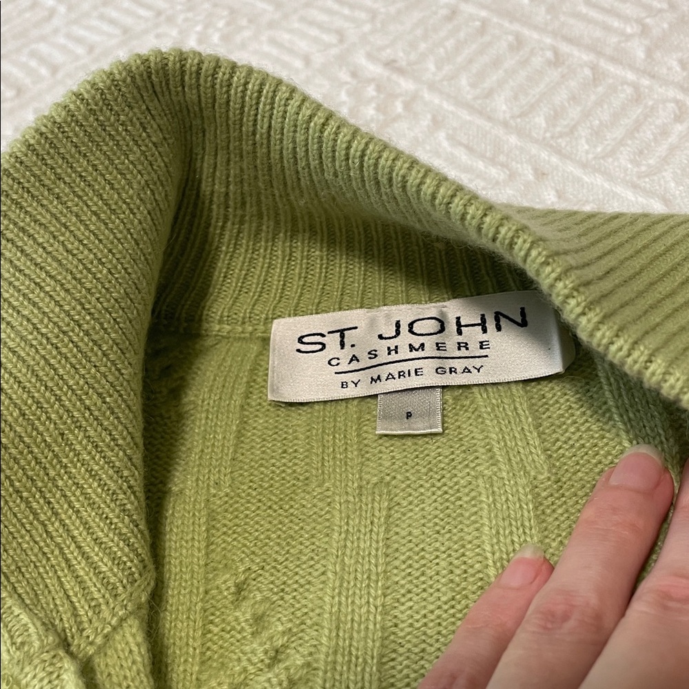 100% cashmere ST. JOHN Green cable Knit sweater - Picture 11 of 17